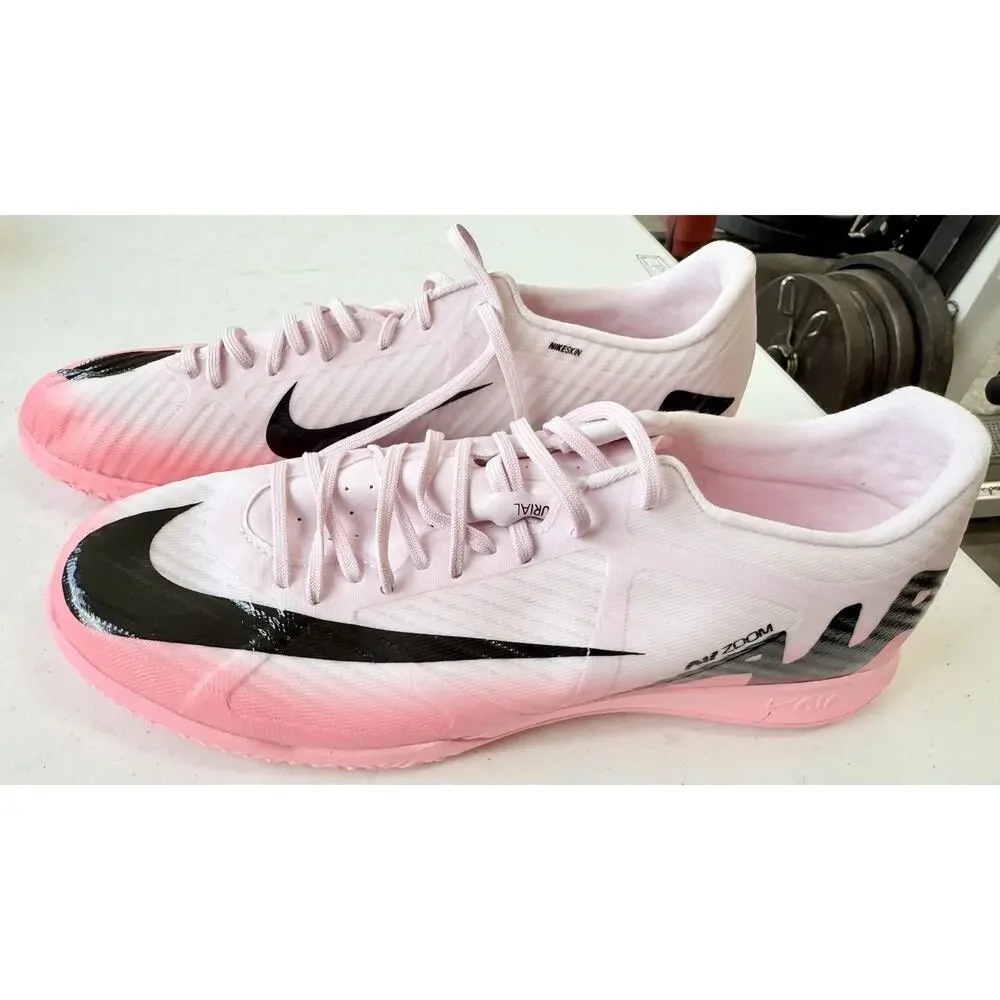 Size 8 Nike Zoom Mercurial Vapor 15 Academy IC Mad Brilliance Pack Soccer